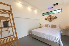 Stylish Rooftop Pool Villa Sea View V211