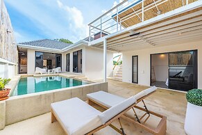 Stylish Rooftop Pool Villa Sea View V211