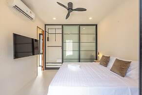 Stylish Rooftop Pool Villa Sea View V211