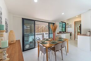 Stylish Rooftop Pool Villa Sea View V211