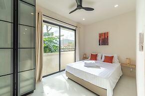 Stylish Rooftop Pool Villa Sea View V211