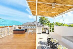 Stylish Rooftop Pool Villa Sea View V211