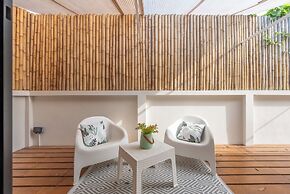 Stylish Rooftop Pool Villa Sea View V211