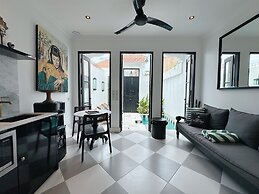 Villa Martini Beachside 7