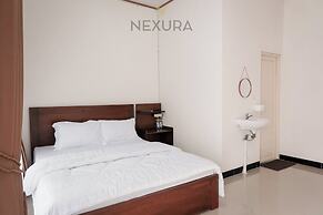 Tentrem Syariah Nexura Collection