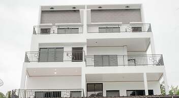 Tentrem Syariah Nexura Collection