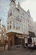 A Place - Oude Koornmarkt 1