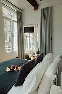A Place - Oude Koornmarkt 1