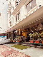 Hotel Wisteria by Mudras