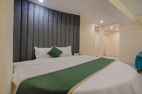 Crystal By Glitz Hotels