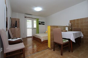 Studio Vera