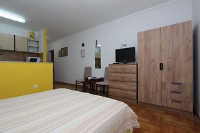 Studio Vera