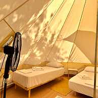 Nirikos Camping