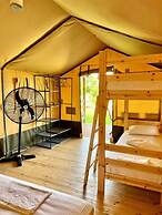 Nirikos Camping
