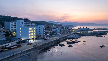 Donghae Neulbadarang Ocean View Pension