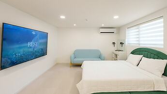 Donghae Neulbadarang Ocean View Pension