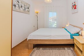 Apartment Semak