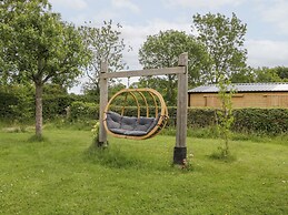 Little Acorn Cottage