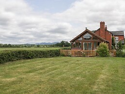 Little Acorn Cottage