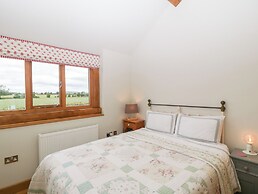 Little Acorn Cottage