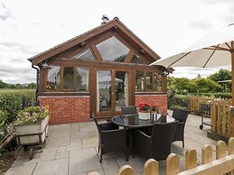 Little Acorn Cottage