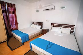 LUXTORI Arugambay