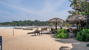 LUXTORI Arugambay