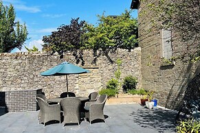 4-bed Seaside Dream House - Sleeps 8 & Parking