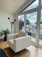 4-bed Seaside Dream House - Sleeps 8 & Parking