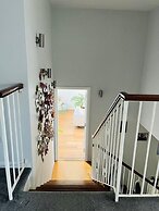 4-bed Seaside Dream House - Sleeps 8 & Parking