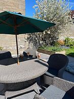 4-bed Seaside Dream House - Sleeps 8 & Parking