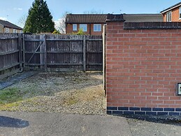 32 Moorland House