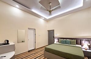 Hotel Diamond Palace