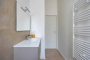 Thelos Apartment