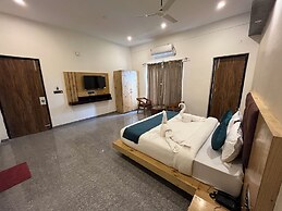 River Home Stay