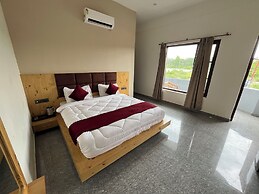 River Home Stay