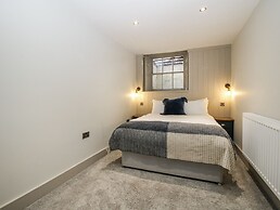 1C College Hill