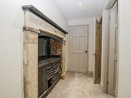 1C College Hill