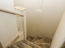 1C College Hill