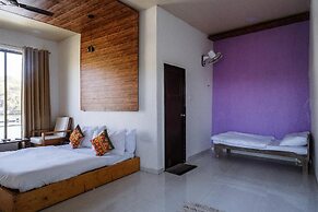 Rudraksh Inn