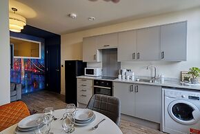 Renaissance House Apartments