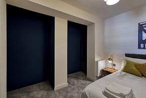 Renaissance House Apartments