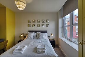 Renaissance House Apartments