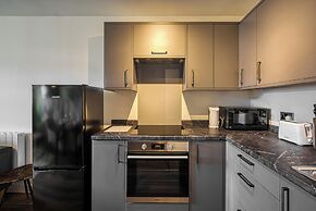 Renaissance House Apartments