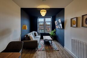Renaissance House Apartments