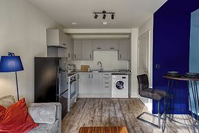 Renaissance House Apartments