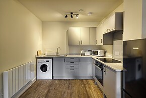 Renaissance House Apartments