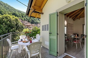 Bucaneve Apartment