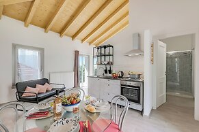 Bucaneve Apartment