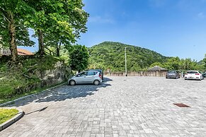 Bucaneve Apartment